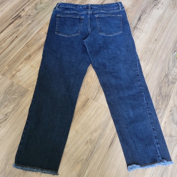 Joe Fresh Womens Size 10 High Rise Crop Jeans - Picture 6 of 8